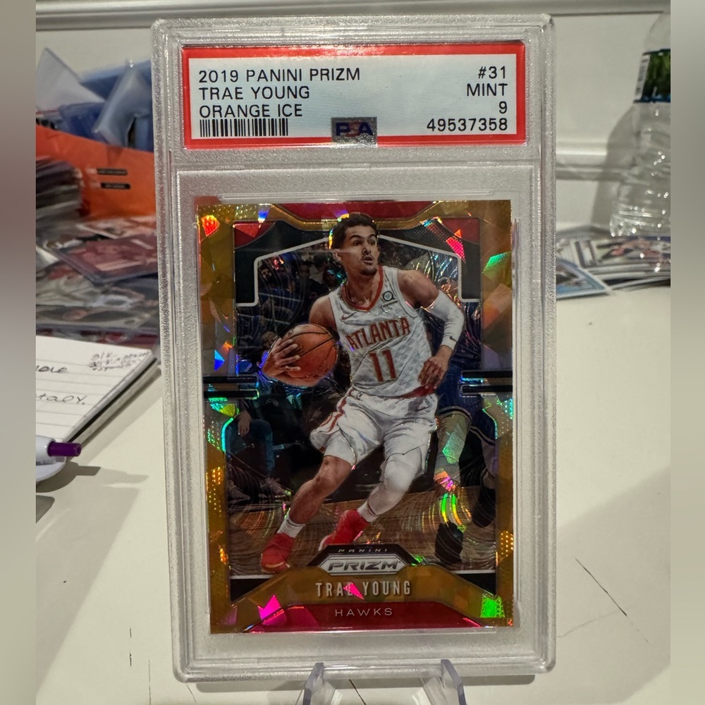🔥 2019 Trae Young Panini Prizm Orange Cracked Ice Prizm PSA 9 Gem Mint Hawks
